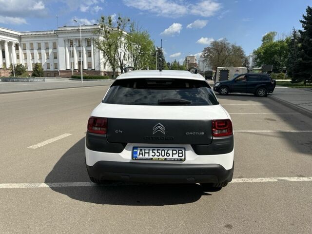 Білий Сітроен С4, об'ємом двигуна 1.2 л та пробігом 89 тис. км за 12500 $, фото 2 на Automoto.ua