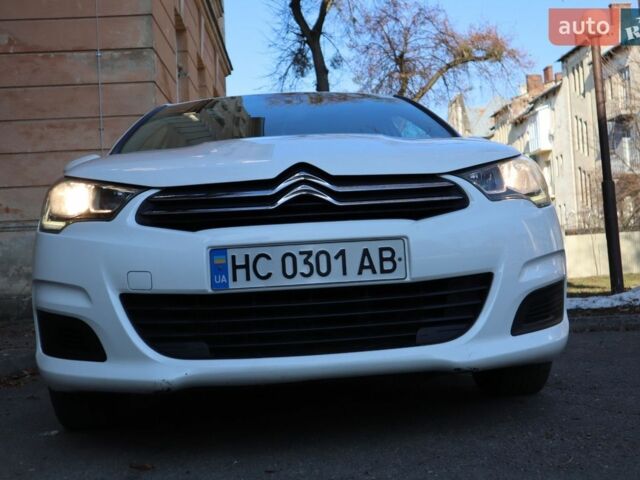 Белый Ситроен С4, объемом двигателя 1.6 л и пробегом 240 тыс. км за 10500 $, фото 15 на Automoto.ua