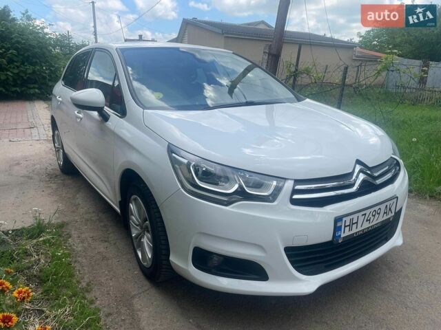 Білий Сітроен С4, об'ємом двигуна 1.56 л та пробігом 262 тис. км за 8500 $, фото 2 на Automoto.ua