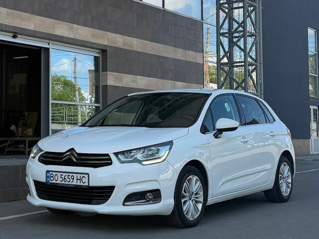 Белый Ситроен С4, объемом двигателя 1.6 л и пробегом 180 тыс. км за 9899 $, фото 5 на Automoto.ua