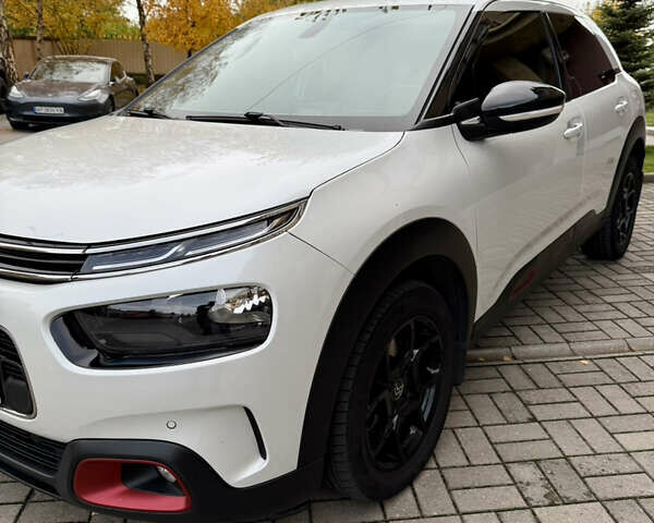 Ситроен С4 2020 в Запорожье на Automoto.ua Белый Ситроен С4, объемом двигателя 1.5 л и пробегом 75 тыс. км за 16400 $, фото 6 на Automoto.ua