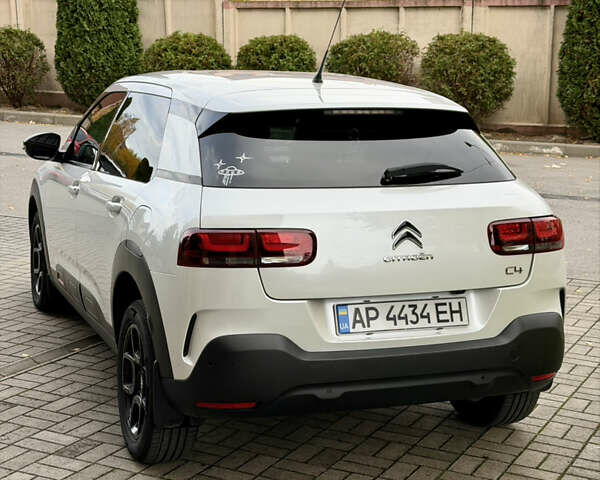 Ситроен С4 2020 в Запорожье на Automoto.ua Белый Ситроен С4, объемом двигателя 1.5 л и пробегом 75 тыс. км за 16400 $, фото 4 на Automoto.ua