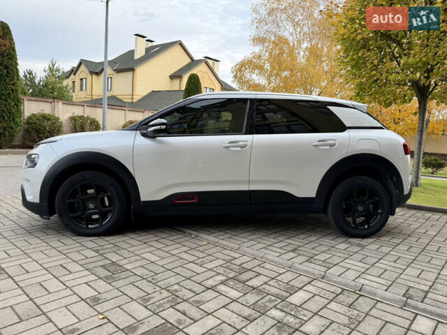 Ситроен С4 2020 в Запорожье на Automoto.ua Белый Ситроен С4, объемом двигателя 1.5 л и пробегом 75 тыс. км за 16400 $, фото 5 на Automoto.ua