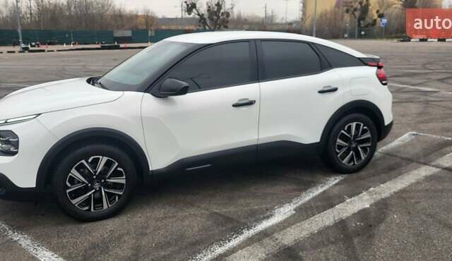 Білий Сітроен С4, об'ємом двигуна 1.2 л та пробігом 90 тис. км за 22000 $, фото 1 на Automoto.ua