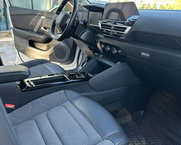 Ситроен С4 2021 в Харькове на Automoto.ua Белый Ситроен С4, объемом двигателя 1.2 л и пробегом 65 тыс. км за 21320 $, фото 12 на Automoto.ua