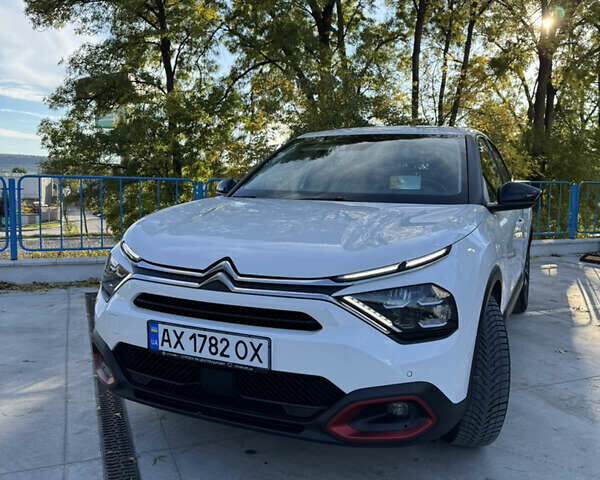Ситроен С4 2021 в Харькове на Automoto.ua Белый Ситроен С4, объемом двигателя 1.2 л и пробегом 65 тыс. км за 21320 $, фото 3 на Automoto.ua