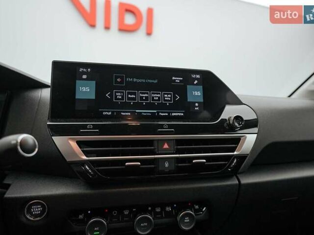 Ситроен С4 2022 в Киеве на Automoto.ua Белый Ситроен С4, объемом двигателя 1.2 л и пробегом 51 тыс. км за 22666 $, фото 13 на Automoto.ua