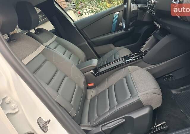 Ситроен С4 2022 в Ровно на Automoto.ua Белый Ситроен С4, объемом двигателя 0 л и пробегом 9 тыс. км за 16999 $, фото 31 на Automoto.ua