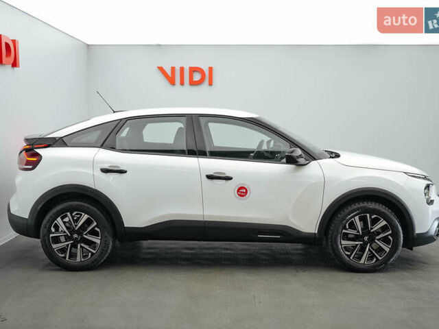 Ситроен С4 2022 в Киеве на Automoto.ua Белый Ситроен С4, объемом двигателя 1.2 л и пробегом 51 тыс. км за 22666 $, фото 5 на Automoto.ua