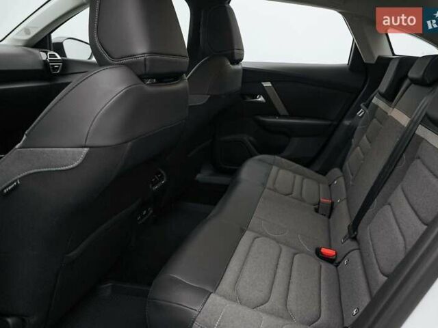 Ситроен С4 2022 в Киеве на Automoto.ua Белый Ситроен С4, объемом двигателя 1.2 л и пробегом 51 тыс. км за 22666 $, фото 9 на Automoto.ua