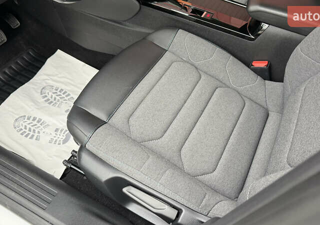 Белый Ситроен С4, объемом двигателя 1.5 л и пробегом 104 тыс. км за 18500 $, фото 22 на Automoto.ua