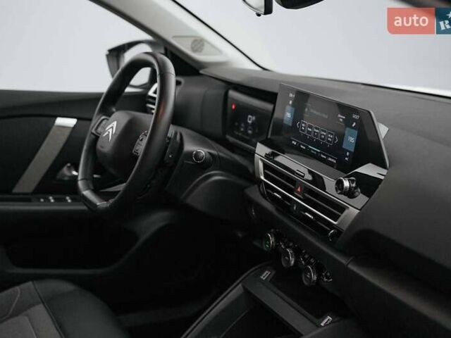 Ситроен С4 2022 в Киеве на Automoto.ua Белый Ситроен С4, объемом двигателя 1.2 л и пробегом 51 тыс. км за 22666 $, фото 12 на Automoto.ua