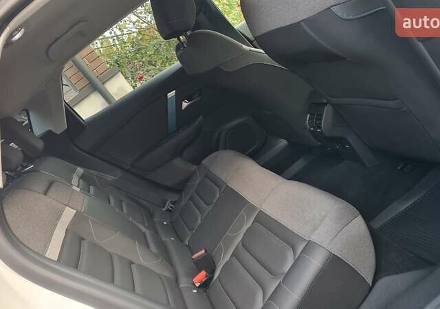 Ситроен С4 2022 в Ровно на Automoto.ua Белый Ситроен С4, объемом двигателя 0 л и пробегом 9 тыс. км за 16999 $, фото 28 на Automoto.ua