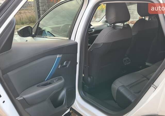 Ситроен С4 2022 в Ровно на Automoto.ua Белый Ситроен С4, объемом двигателя 0 л и пробегом 9 тыс. км за 16999 $, фото 19 на Automoto.ua