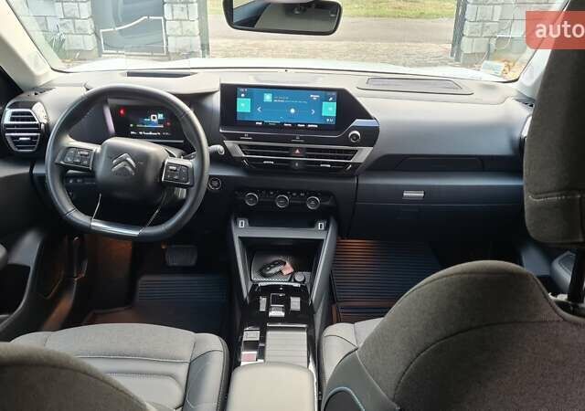 Ситроен С4 2022 в Ровно на Automoto.ua Белый Ситроен С4, объемом двигателя 0 л и пробегом 9 тыс. км за 16999 $, фото 4 на Automoto.ua