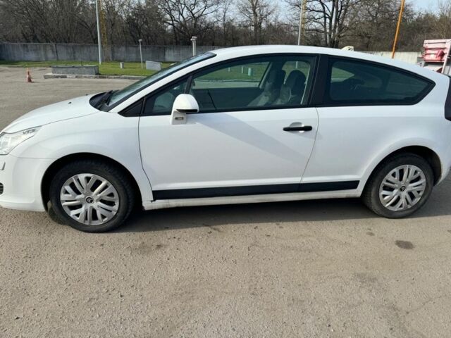 Ситроен С4 2005 в Лубнах на Automoto.ua Белый Ситроен С4, объемом двигателя 1.6 л и пробегом 261 тыс. км за 4300 $, фото 3 на Automoto.ua