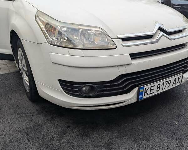 Ситроен С4 2008 в Днепре (Днепропетровске) на Automoto.ua Белый Ситроен С4, объемом двигателя 1.59 л и пробегом 313 тыс. км за 4900 $, фото 9 на Automoto.ua