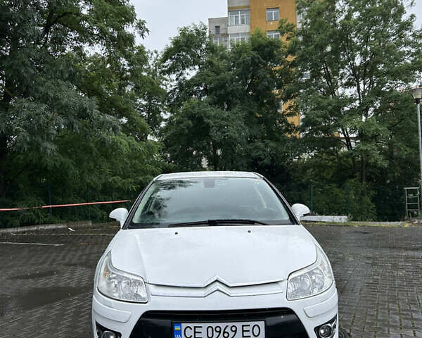 Белый Ситроен С4, объемом двигателя 1.6 л и пробегом 244 тыс. км за 4500 $, фото 33 на Automoto.ua