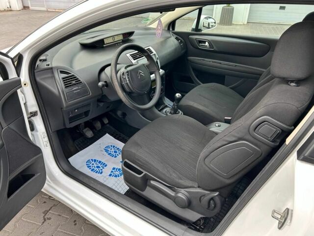 Ситроен С4 2009 в Виннице на Automoto.ua Белый Ситроен С4, объемом двигателя 1.6 л и пробегом 245 тыс. км за 4100 $, фото 10 на Automoto.ua