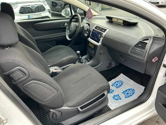 Ситроен С4 2009 в Виннице на Automoto.ua Белый Ситроен С4, объемом двигателя 1.6 л и пробегом 245 тыс. км за 4100 $, фото 13 на Automoto.ua