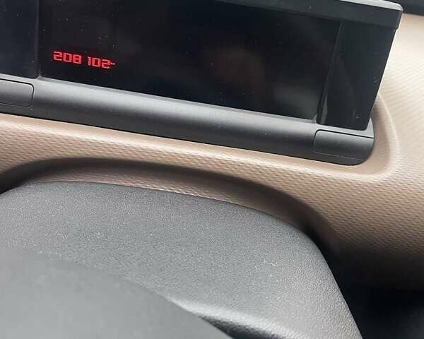 Білий Сітроен С4, об'ємом двигуна 1.2 л та пробігом 208 тис. км за 7500 $, фото 4 на Automoto.ua