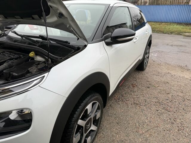 Белый Ситроен С4, объемом двигателя 1.6 л и пробегом 97 тыс. км за 15250 $, фото 6 на Automoto.ua