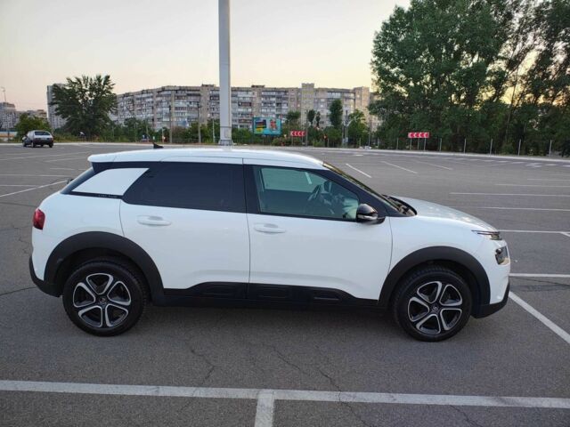 Белый Ситроен С4, объемом двигателя 1.5 л и пробегом 175 тыс. км за 16275 $, фото 11 на Automoto.ua