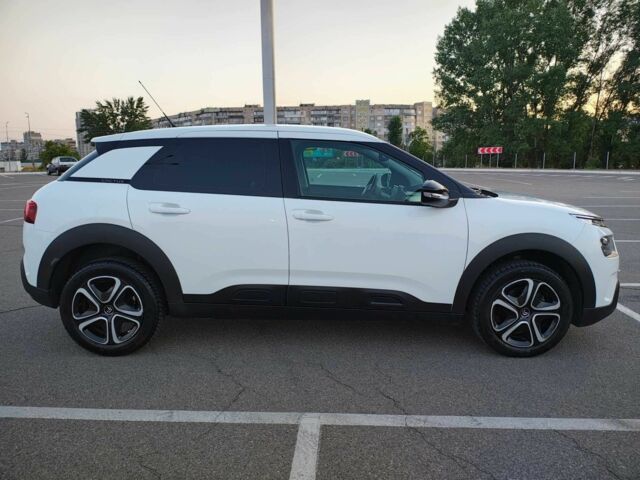 Белый Ситроен С4, объемом двигателя 1.5 л и пробегом 175 тыс. км за 16275 $, фото 10 на Automoto.ua