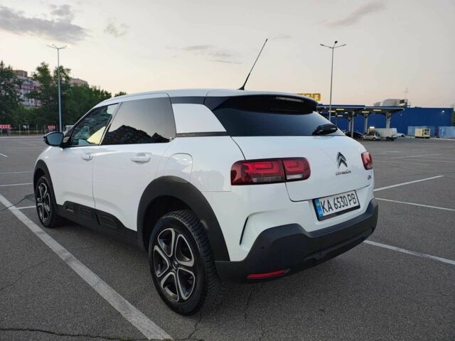 Белый Ситроен С4, объемом двигателя 1.5 л и пробегом 175 тыс. км за 16275 $, фото 3 на Automoto.ua