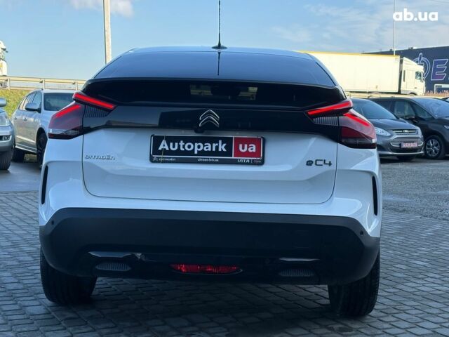 Белый Ситроен С4, объемом двигателя 0 л и пробегом 50 тыс. км за 16590 $, фото 9 на Automoto.ua