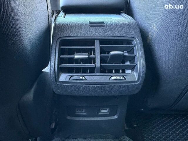 Белый Ситроен С4, объемом двигателя 0 л и пробегом 50 тыс. км за 16590 $, фото 29 на Automoto.ua