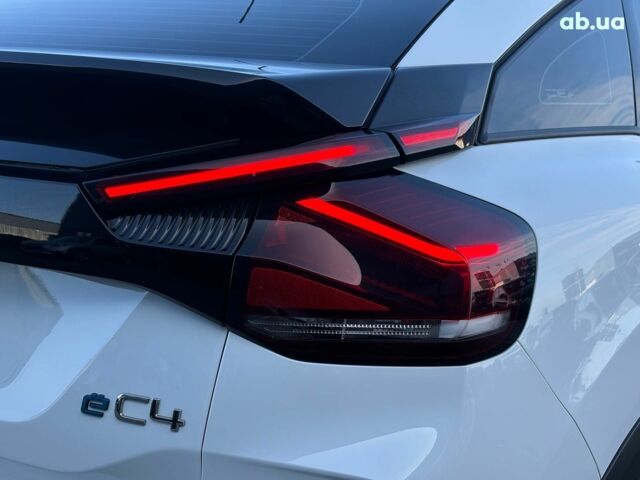 Белый Ситроен С4, объемом двигателя 0 л и пробегом 50 тыс. км за 16590 $, фото 10 на Automoto.ua