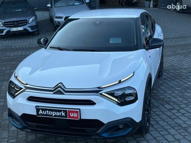 Белый Ситроен С4, объемом двигателя 0 л и пробегом 50 тыс. км за 16590 $, фото 4 на Automoto.ua