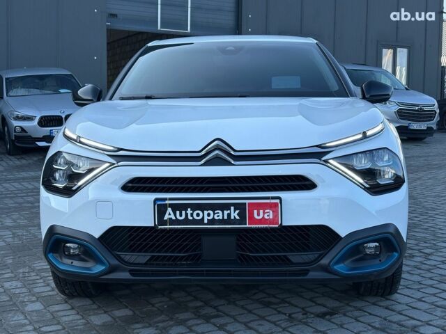 Белый Ситроен С4, объемом двигателя 0 л и пробегом 50 тыс. км за 16590 $, фото 2 на Automoto.ua