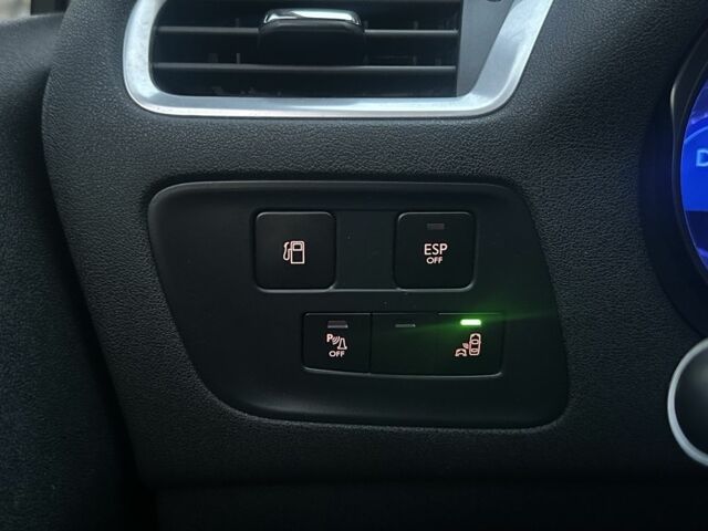 Белый Ситроен С4, объемом двигателя 1.6 л и пробегом 178 тыс. км за 6600 $, фото 15 на Automoto.ua