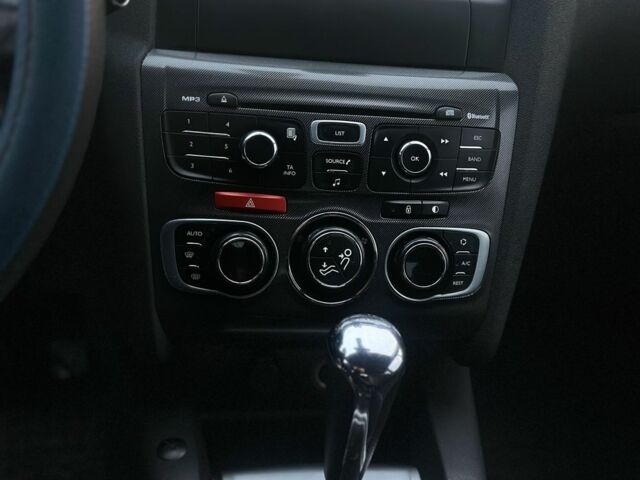 Белый Ситроен С4, объемом двигателя 1.6 л и пробегом 178 тыс. км за 6600 $, фото 8 на Automoto.ua