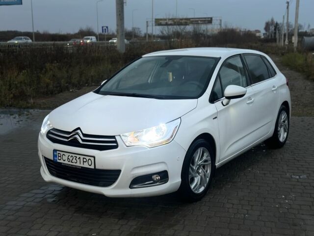 Белый Ситроен С4, объемом двигателя 1.6 л и пробегом 178 тыс. км за 6600 $, фото 1 на Automoto.ua