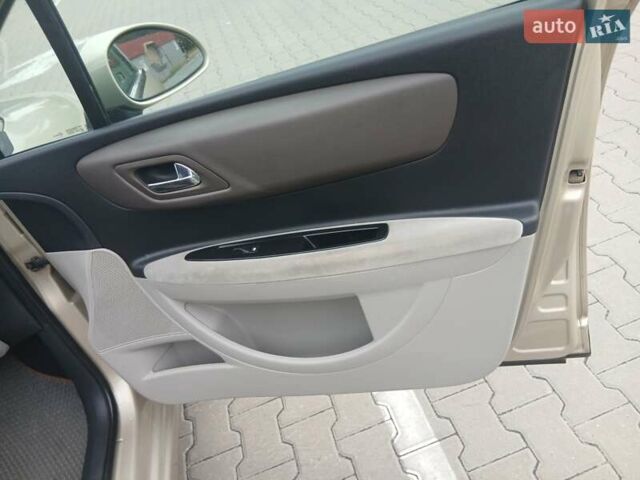 Бежевий Сітроен С4, об'ємом двигуна 1.6 л та пробігом 182 тис. км за 4400 $, фото 7 на Automoto.ua