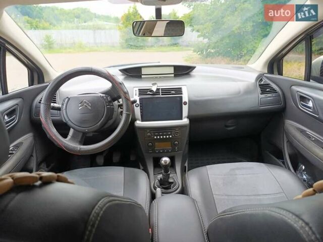 Бежевий Сітроен С4, об'ємом двигуна 1.6 л та пробігом 251 тис. км за 5950 $, фото 7 на Automoto.ua