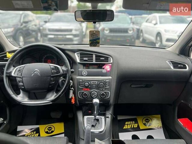 Бежевый Ситроен С4, объемом двигателя 1.6 л и пробегом 208 тыс. км за 6500 $, фото 13 на Automoto.ua