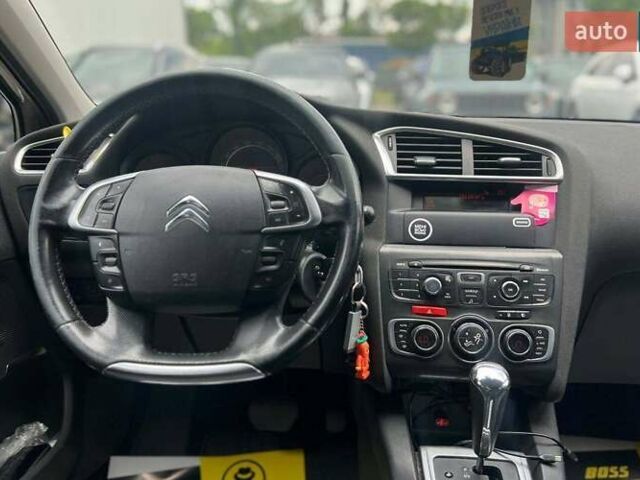 Бежевый Ситроен С4, объемом двигателя 1.6 л и пробегом 208 тыс. км за 6500 $, фото 12 на Automoto.ua