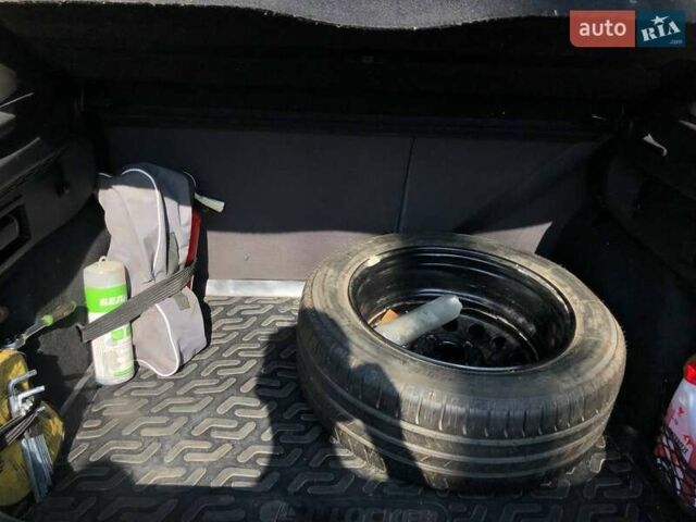 Бежевый Ситроен С4, объемом двигателя 1.6 л и пробегом 183 тыс. км за 7200 $, фото 10 на Automoto.ua