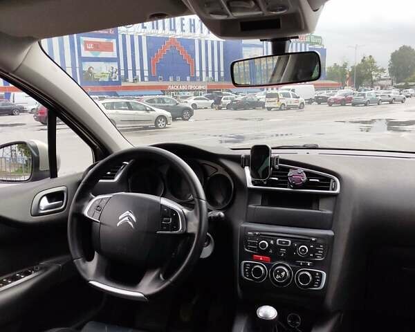 Бежевый Ситроен С4, объемом двигателя 1.59 л и пробегом 270 тыс. км за 6200 $, фото 22 на Automoto.ua