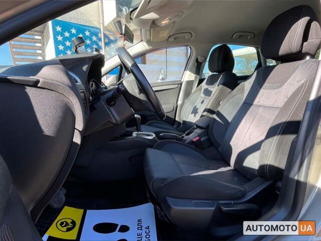 Бежевий Сітроен С4, об'ємом двигуна 1.6 л та пробігом 195 тис. км за 8800 $, фото 13 на Automoto.ua