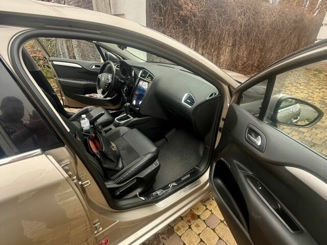 Бежевый Ситроен С4, объемом двигателя 1.6 л и пробегом 212 тыс. км за 8500 $, фото 6 на Automoto.ua