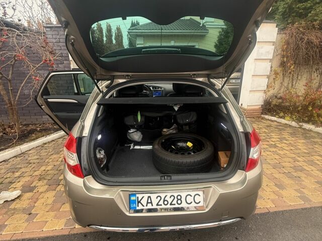 Бежевый Ситроен С4, объемом двигателя 1.6 л и пробегом 212 тыс. км за 8500 $, фото 8 на Automoto.ua