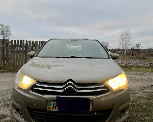 Бежевий Сітроен С4, об'ємом двигуна 1.6 л та пробігом 430 тис. км за 5500 $, фото 12 на Automoto.ua