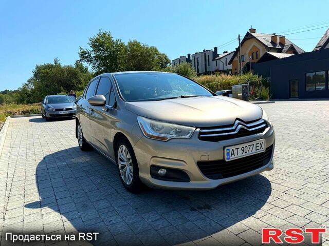 Бежевий Сітроен С4, об'ємом двигуна 1.6 л та пробігом 237 тис. км за 7500 $, фото 4 на Automoto.ua