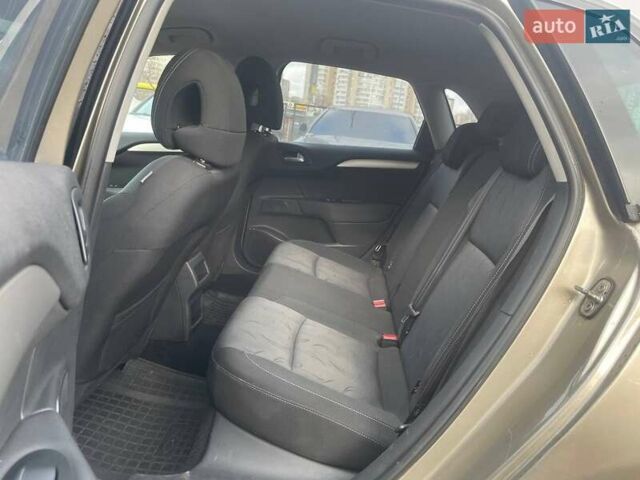 Бежевий Сітроен С4, об'ємом двигуна 1.6 л та пробігом 214 тис. км за 7990 $, фото 8 на Automoto.ua