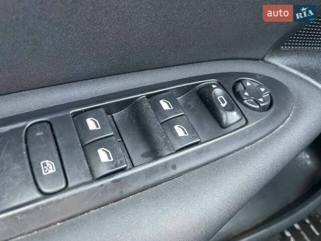 Бежевий Сітроен С4, об'ємом двигуна 1.6 л та пробігом 214 тис. км за 7990 $, фото 15 на Automoto.ua